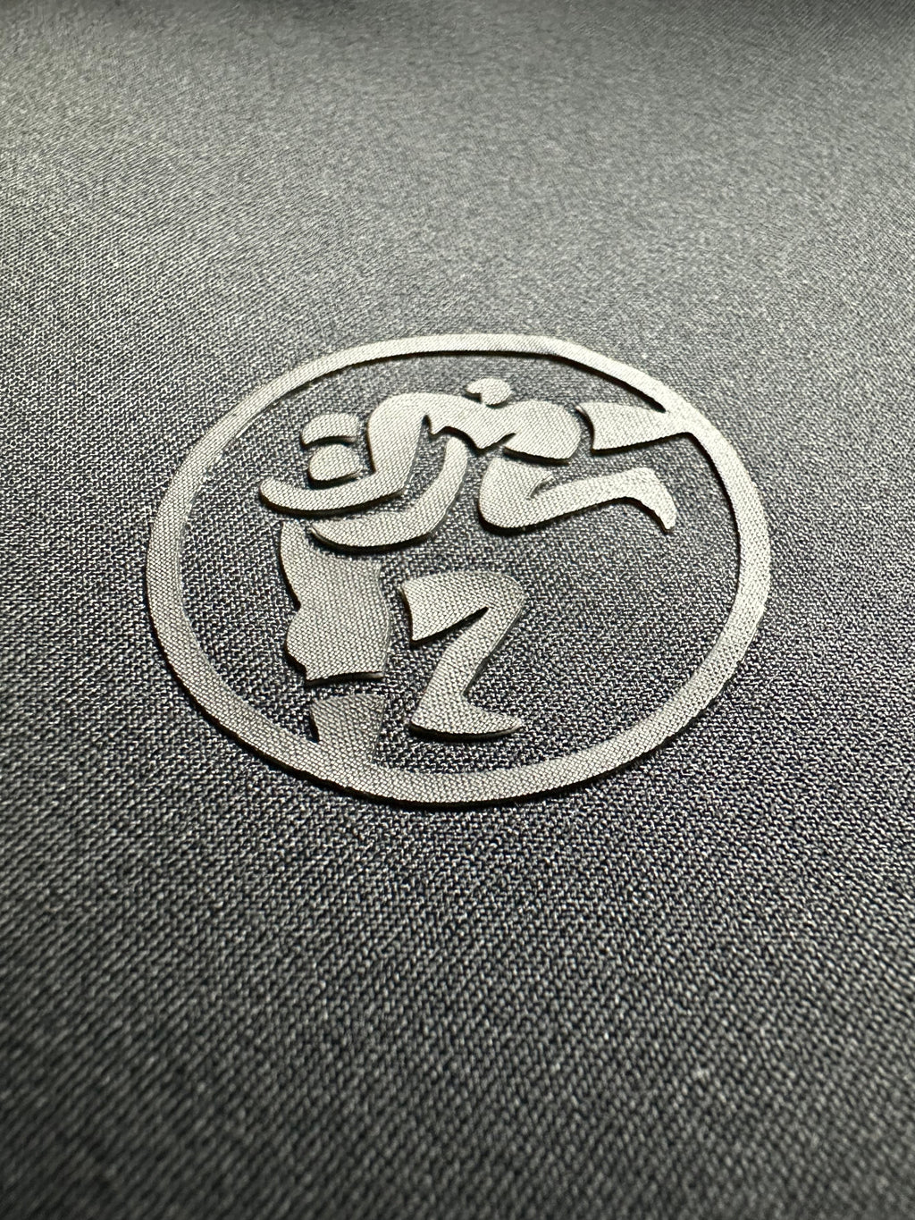 RASHGUARD LOGO NEGRO